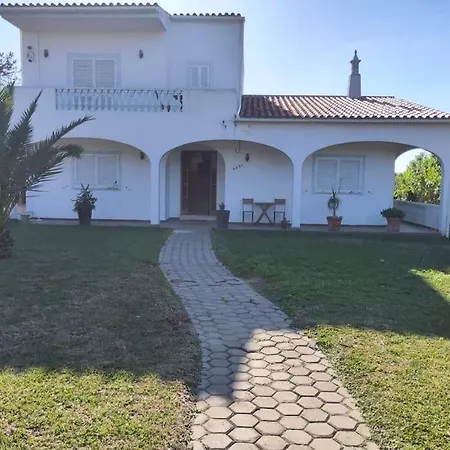 וילה Large Very Spacious Modern 4 Bedroom Sleep 8 To 10 *